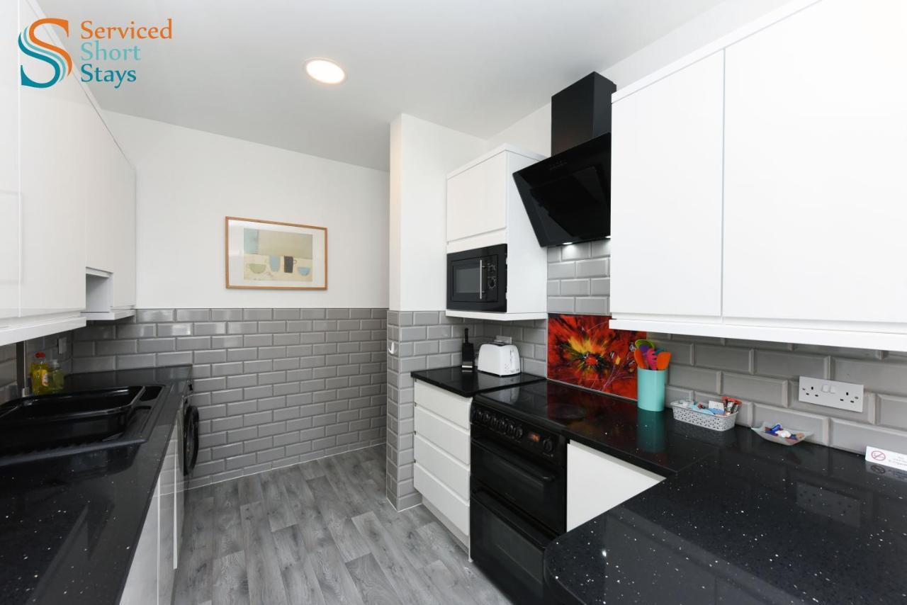 Two Bedroom Ground Floor Near The Appartamento Margate