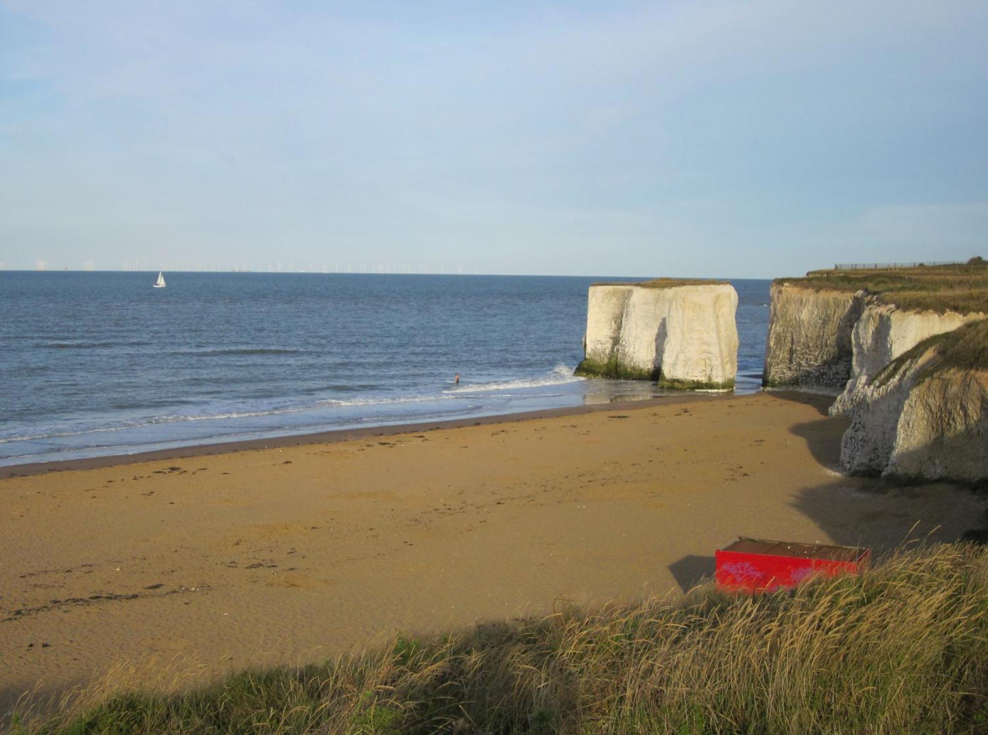 Two Bedroom Ground Floor Near The Appartamento Margate