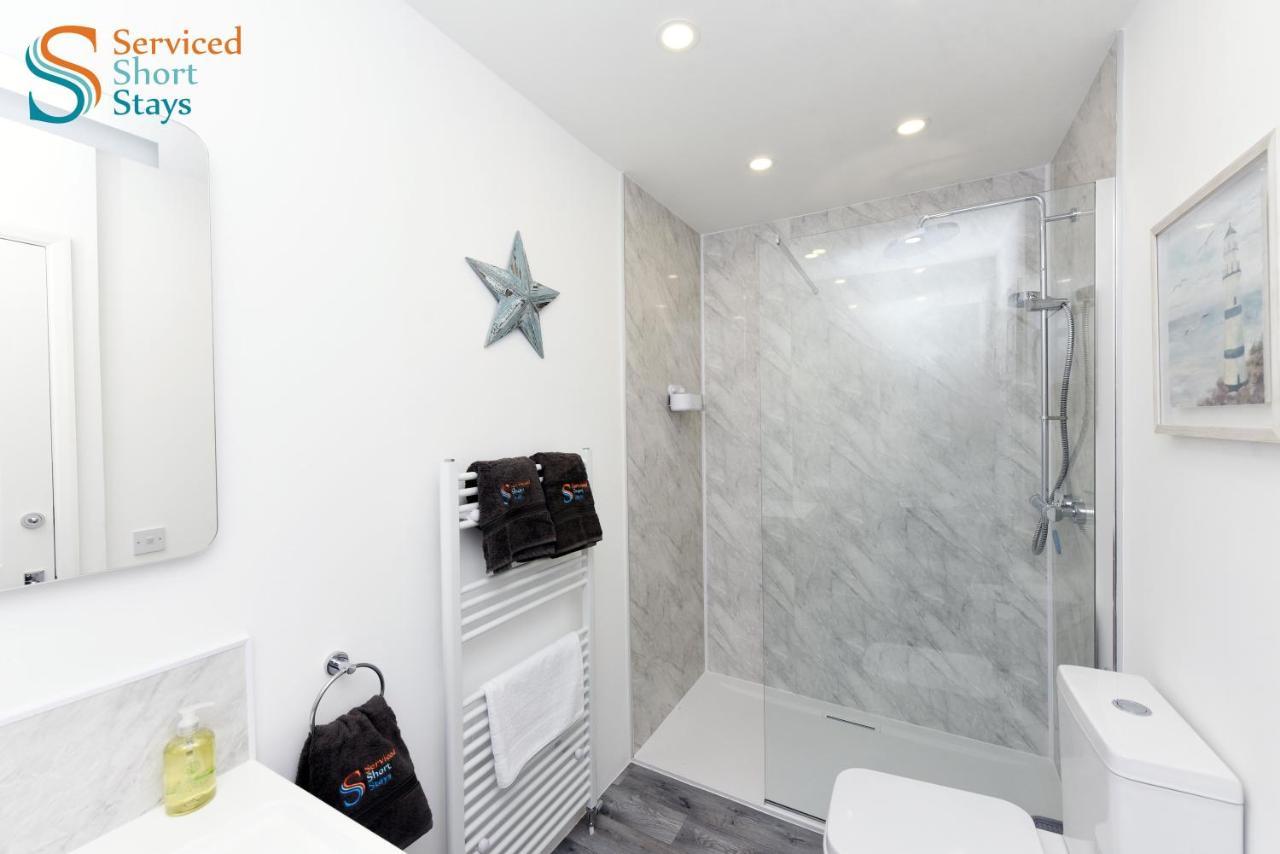 Two Bedroom Ground Floor Near The Apartment Margate